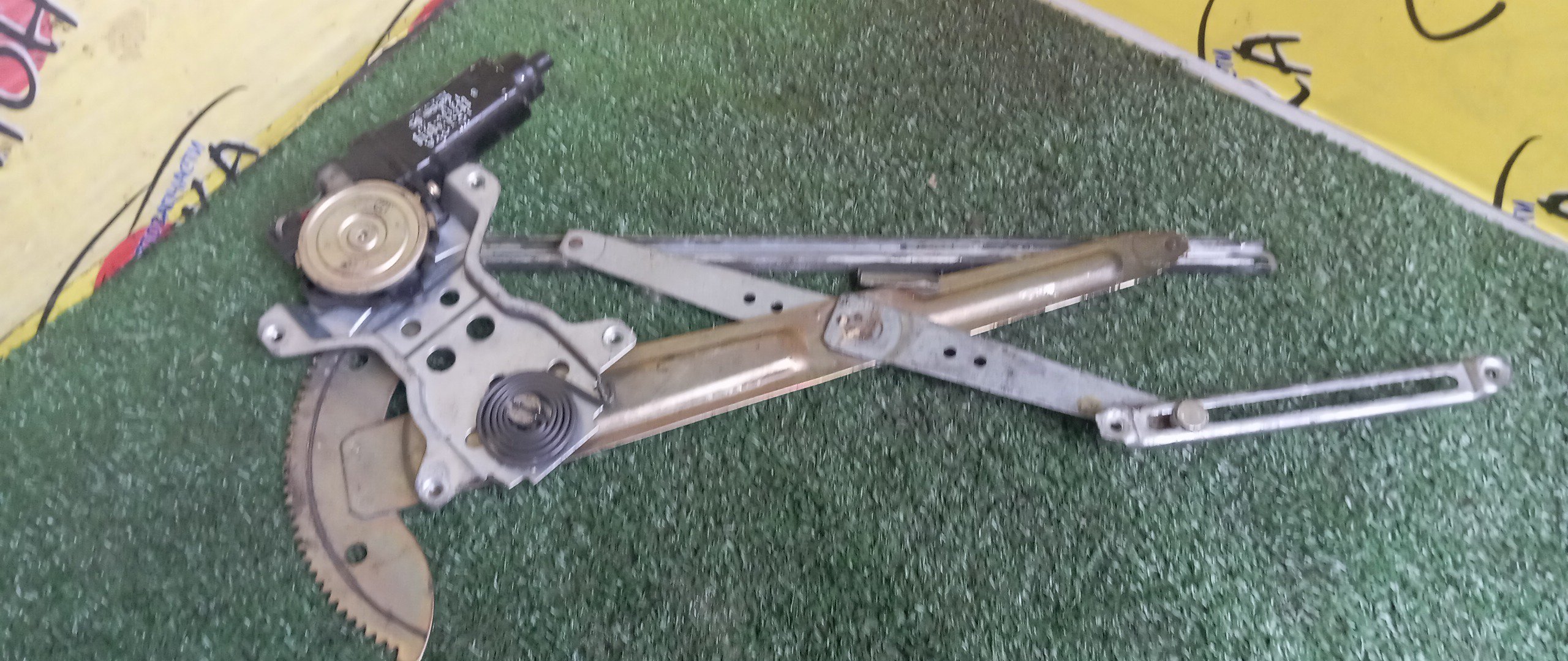 СТЕКЛОПОДЪЕМНИК/TOY/LAND CRUISER/FZJ80G/HDJ81V/HZJ81V/F/L