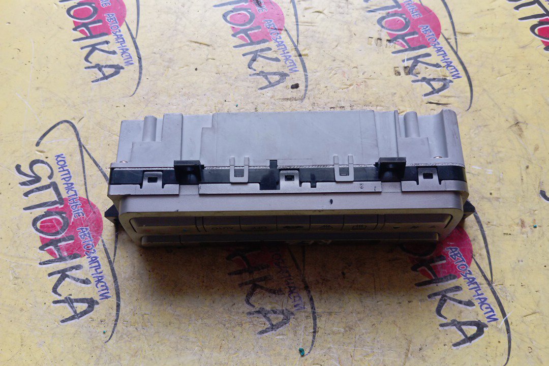 БЛОК КЛИМАТ-КОНТРОЛЯ/HON/STEP WAGON/RF3/RF4/RF5/RF6/ЭЛЕКТРО/С ДИСПЛЕЕМ