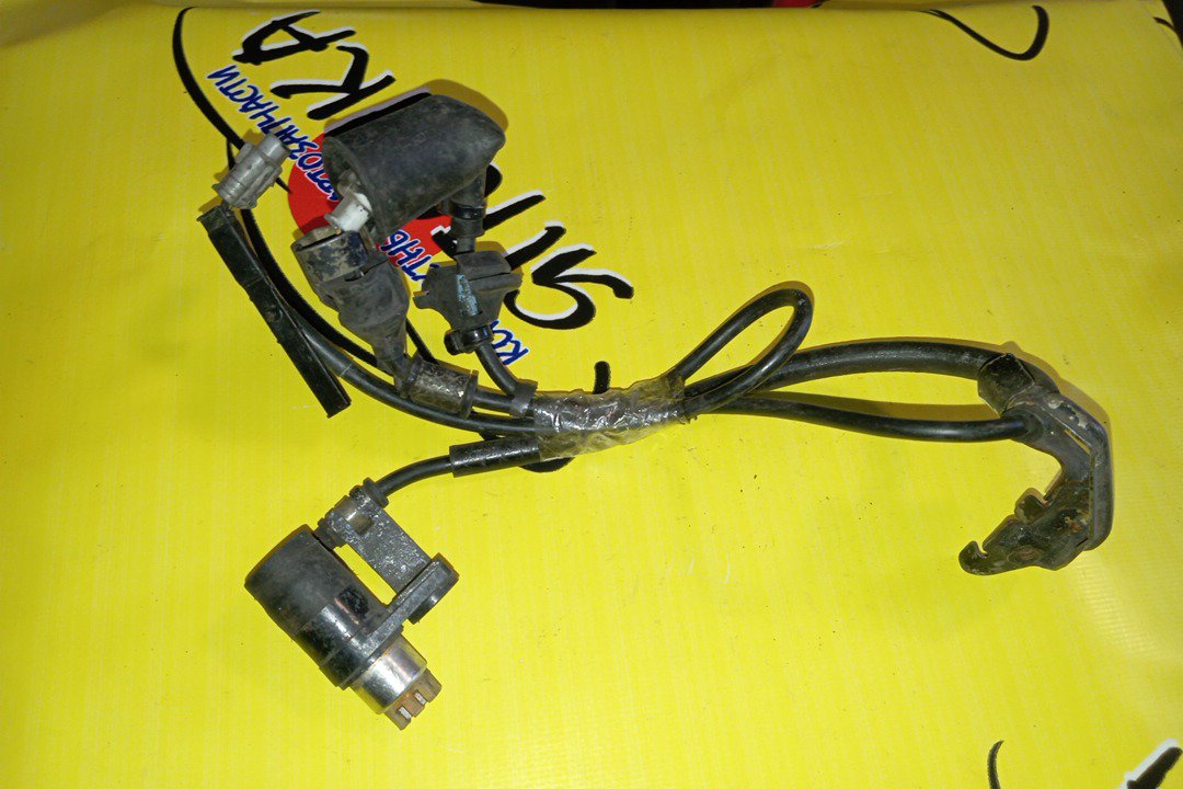 ДАТЧИК ABS/TOY/CHASER/X81/F/L