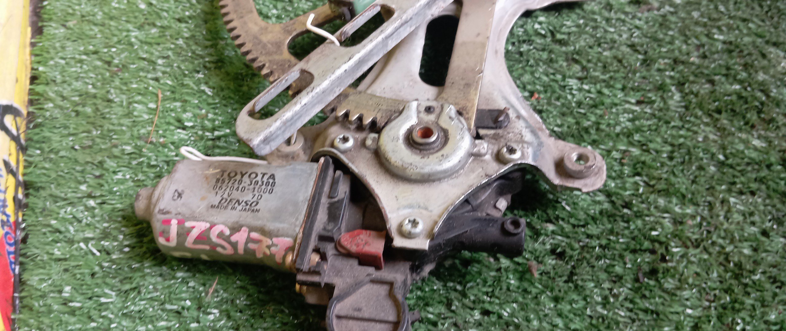 СТЕКЛОПОДЪЕМНИК/TOY/CROWN/CROWN MAJESTA/UZS171/UZS173/UZS175/JZS171/JZS171W/JZS173/JZS173W/JZS175/JZS175W/JZS177/JZS179/GS171/GS171W/JKS175/F/L