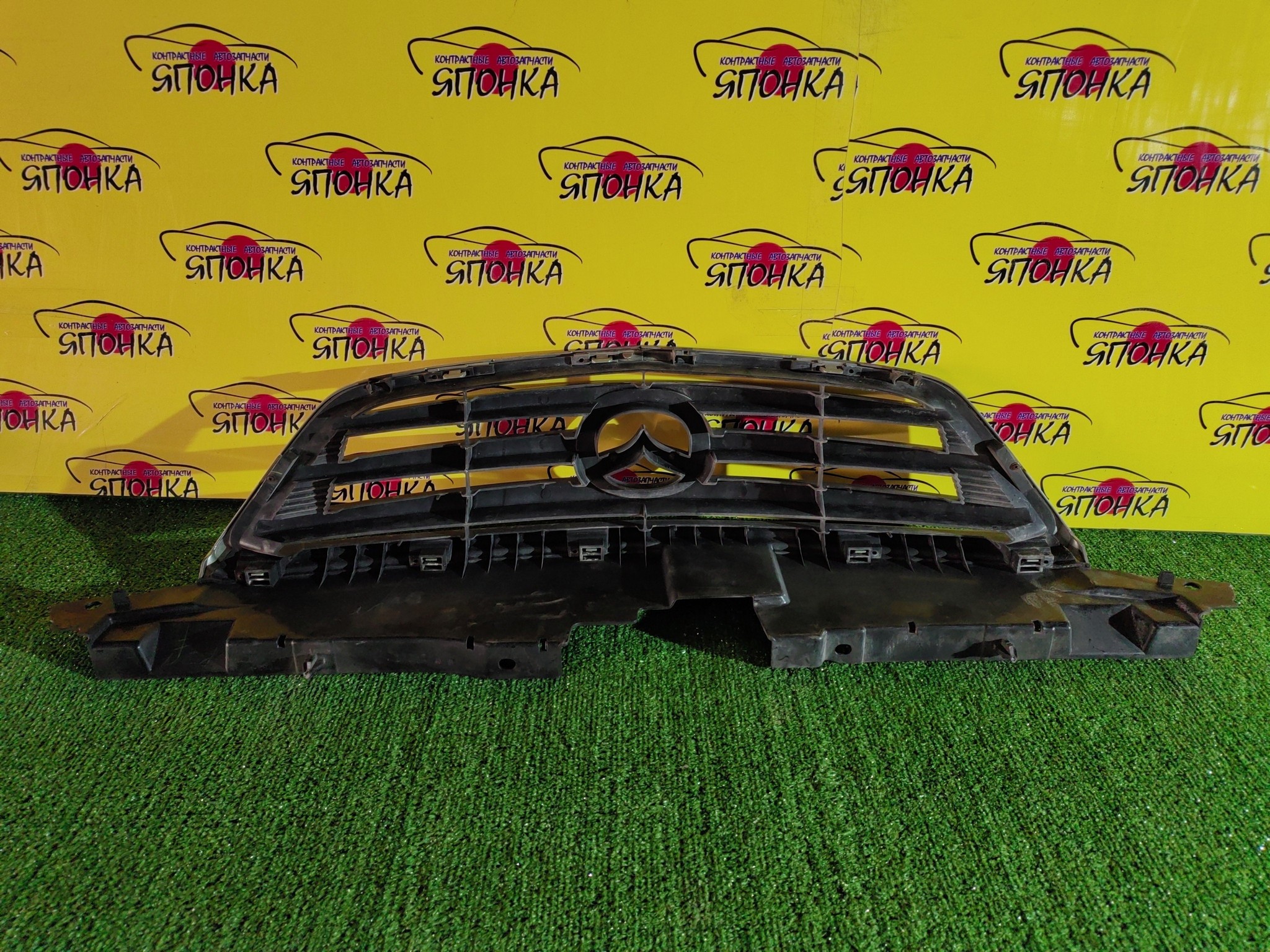 РЕШЕТКА РАДИАТОРА/MAZ/MPV/LW3W/LW5W/LWEW/LWFW/1 МОДЕЛЬ