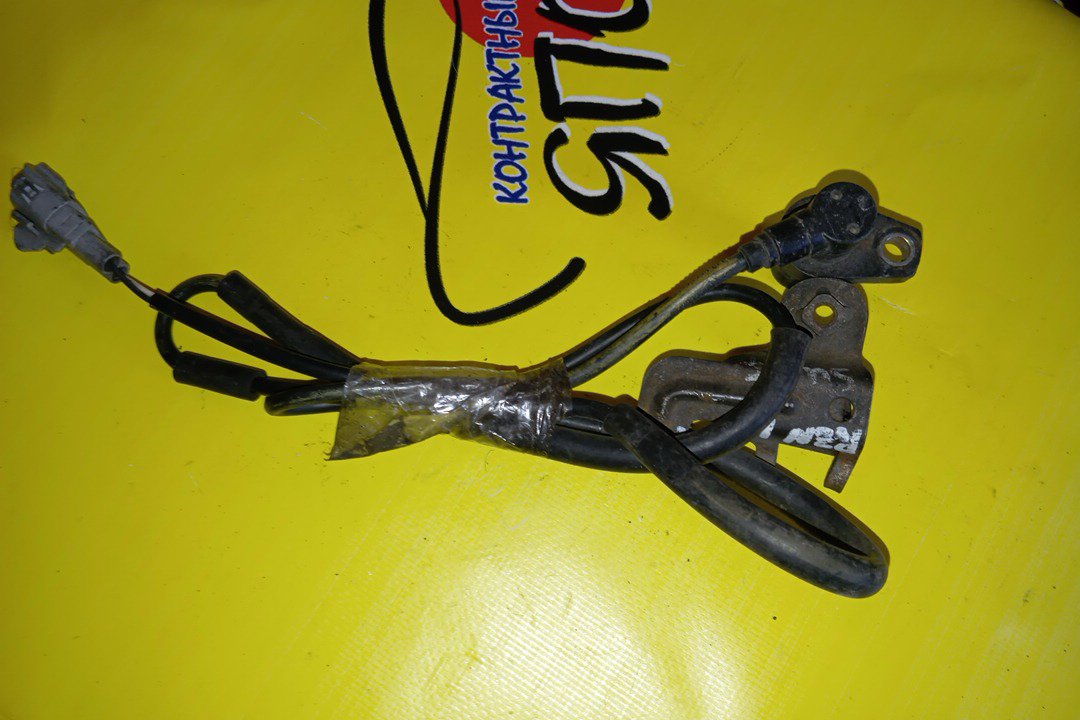 ДАТЧИК ABS/TOY/HILUX SURF/RZN180W/RZN185W/VZN180W/VZN185W/KZN185W/F/R