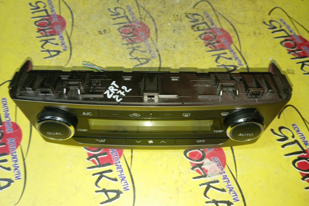 БЛОК КЛИМАТ-КОНТРОЛЯ/TOY/AVENSIS/ZRT272W
