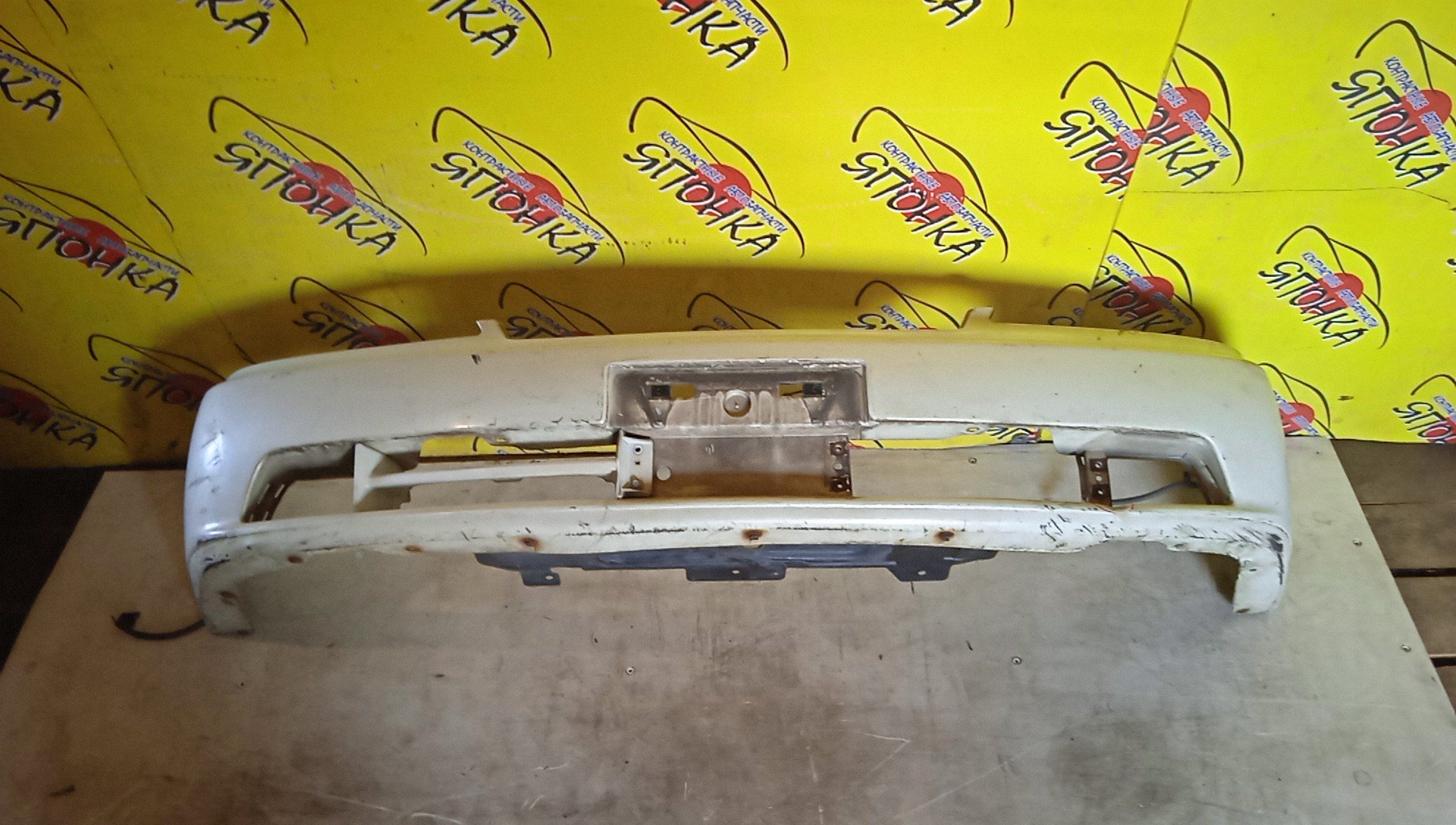 БАМПЕР/NIS/LAUREL/C35/F/2 МОДЕЛЬ/MEDALIST