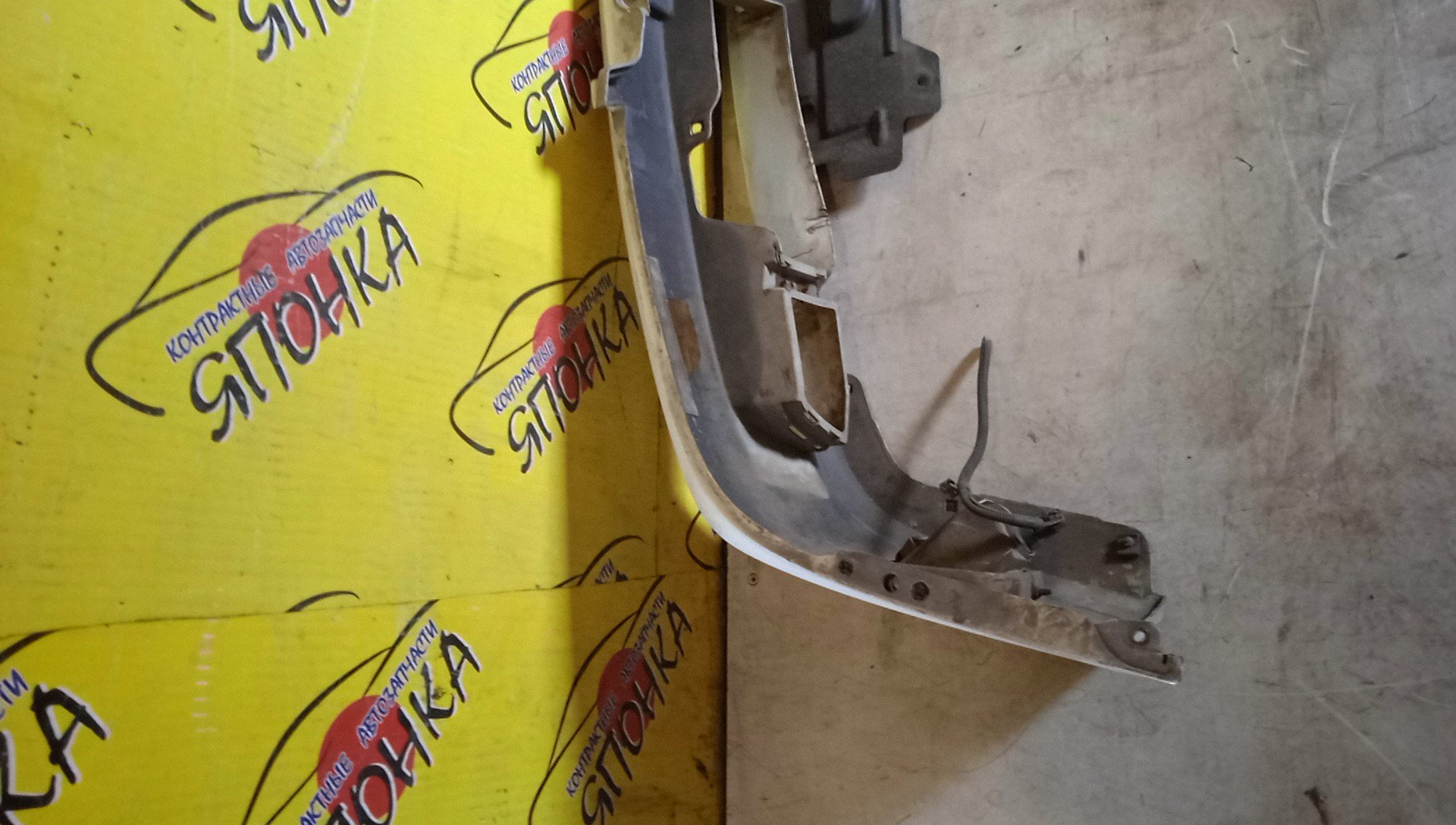 БАМПЕР/NIS/LAUREL/C35/F/2 МОДЕЛЬ/MEDALIST