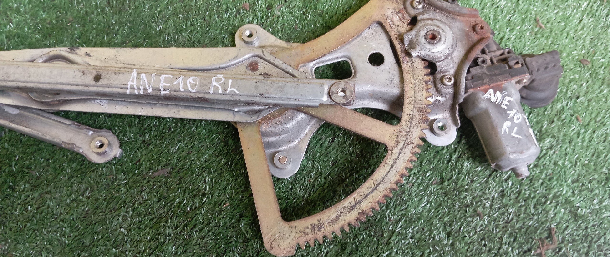 СТЕКЛОПОДЪЕМНИК/TOY/WISH/ANE10G/ANE11/ZNE10G/ZNE14G/B/L