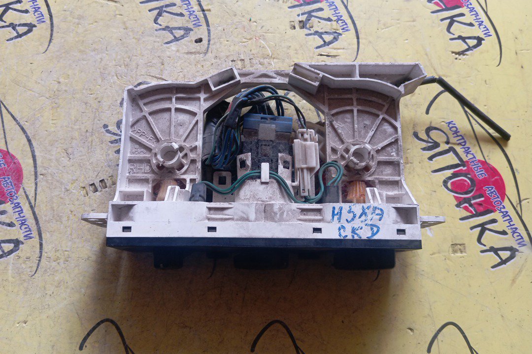 БЛОК КЛИМАТ-КОНТРОЛЯ/MMC/PAJERO MINI/H58A