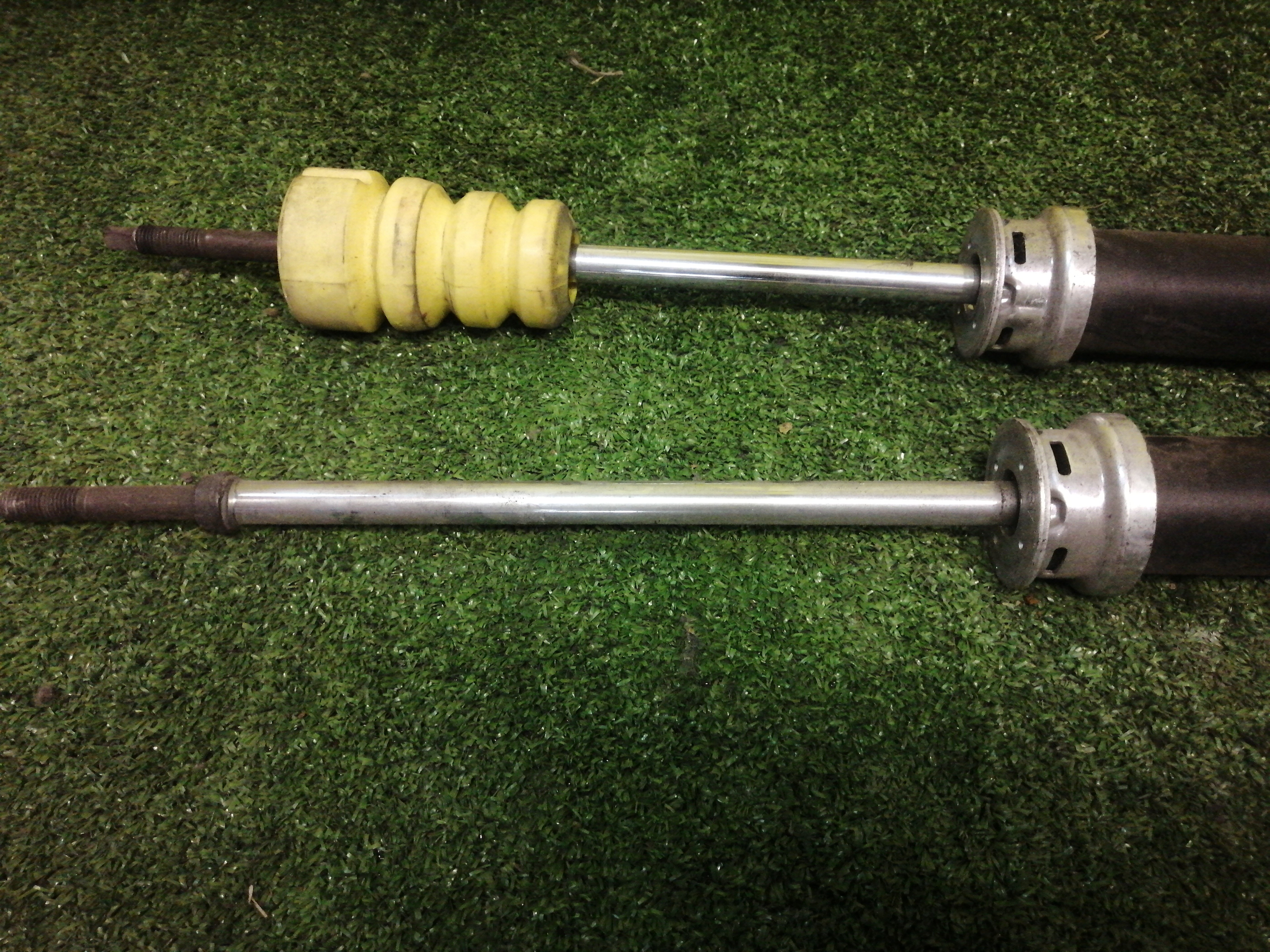 АМОРТИЗАТОР/NIS/LAFESTA/B30/B