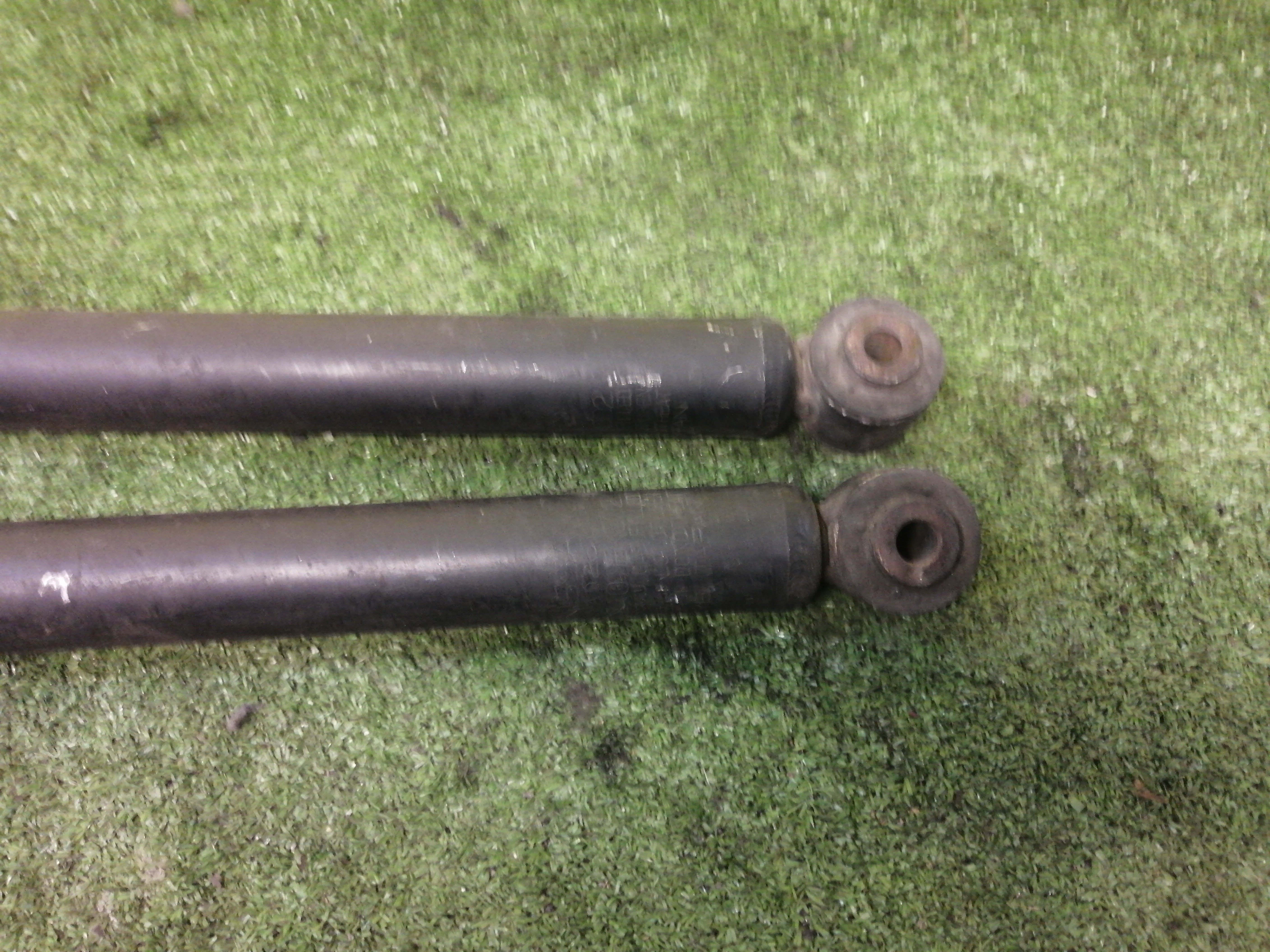 АМОРТИЗАТОР/NIS/LAFESTA/B30/B