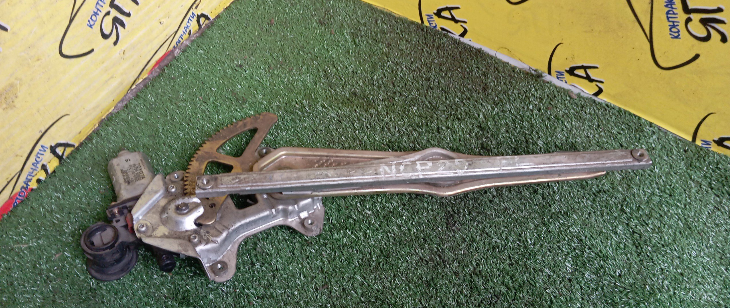 СТЕКЛОПОДЪЕМНИК/TOY/FUNCARGO/NCP20/NCP21/NCP25/F/L