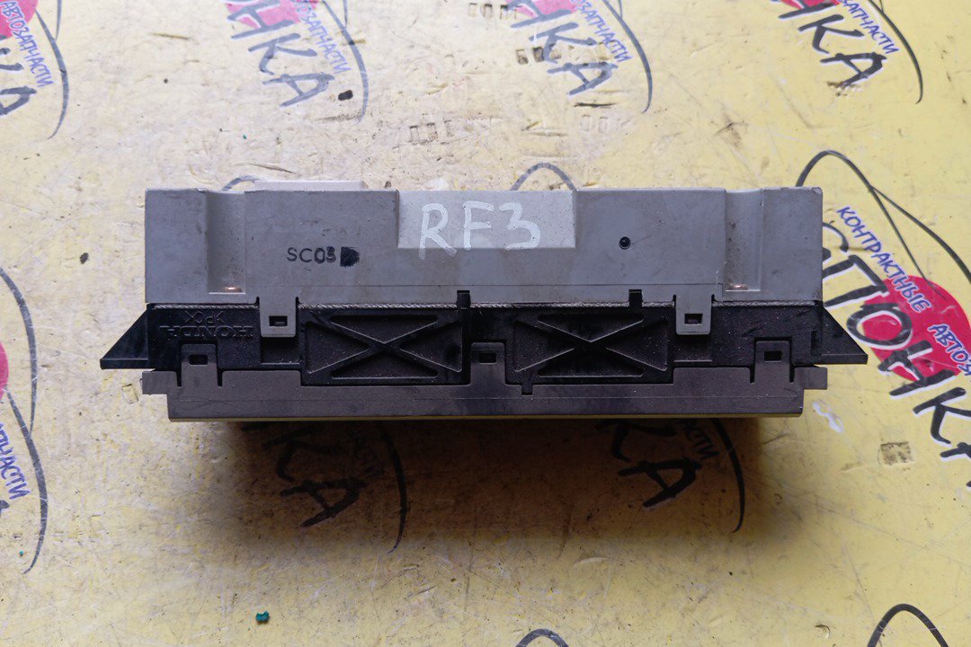 БЛОК КЛИМАТ-КОНТРОЛЯ/HON/STEP WAGON/RF3/RF4/RF5/RF6/ЭЛЕКТРО/С ДИСПЛЕЕМ