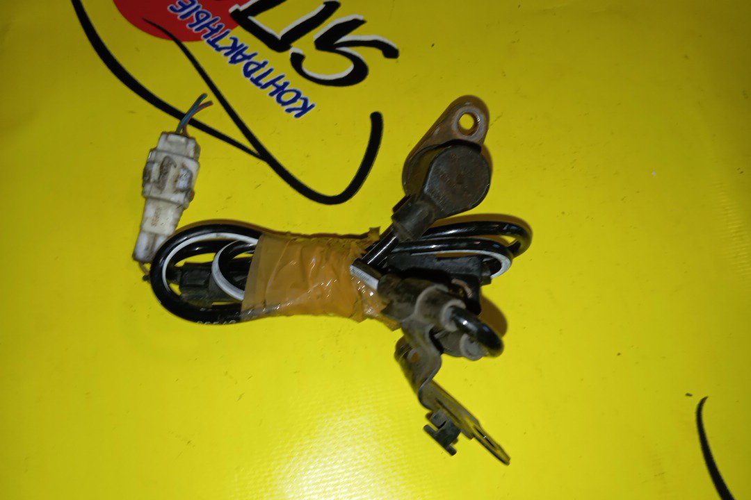 ДАТЧИК ABS/TOY/SCION/ALLION/AVENSIS/CALDINA/PREMIO/TC/WISH/ADT250L/ADT251L/ANE10G/ANE11W/ANT10/AZT240/AZT241W/AZT246W/AZT250/AZT251/AZT255/CDT250L/NZT240/ST246W/ZGE25W/ZNE10G/ZRT265/ZZT240/ZZT241W/ZZT245/ZZT250L/ZZT251L/F/L