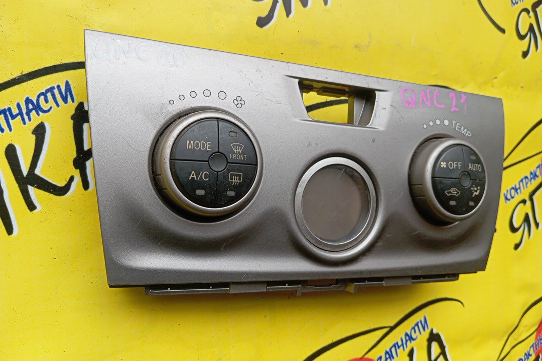 БЛОК КЛИМАТ-КОНТРОЛЯ/TOY/BB/QNC20/QNC21/QNC25/ЭЛЕКТРО/С ДИСПЛЕЕМ