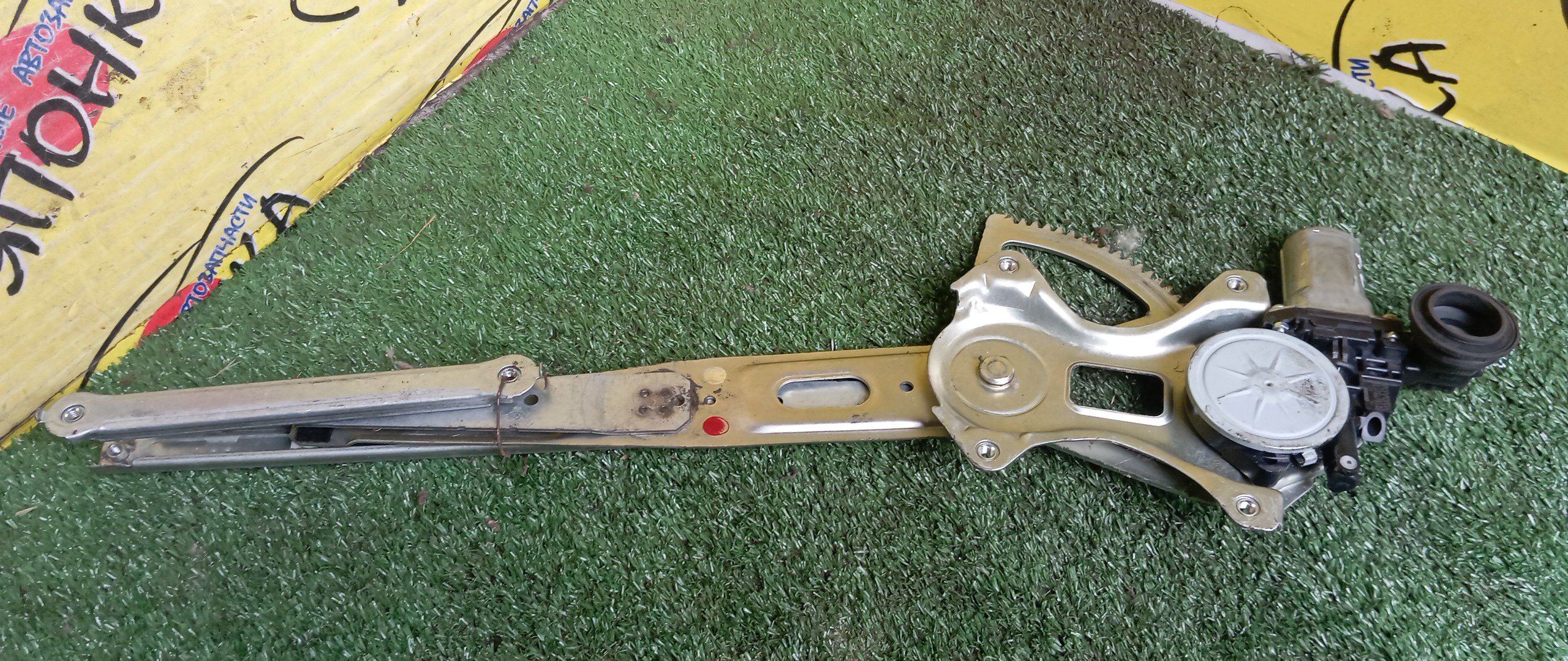 СТЕКЛОПОДЪЕМНИК/TOY/BELTA/CALDINA/IST/PRIUS/RACTIS/WILL CYPHA/YARIS/AZT241W/AZT246W/KSP92/NCP100/NCP105/NCP110/NCP115/NCP70/NCP75/NCP96/NHW20/NLP90/NSP90/SCP100/SCP92/ST246W/ZSP110/ZSP90/ZVW30/ZVW35/ZZT241W/F/L