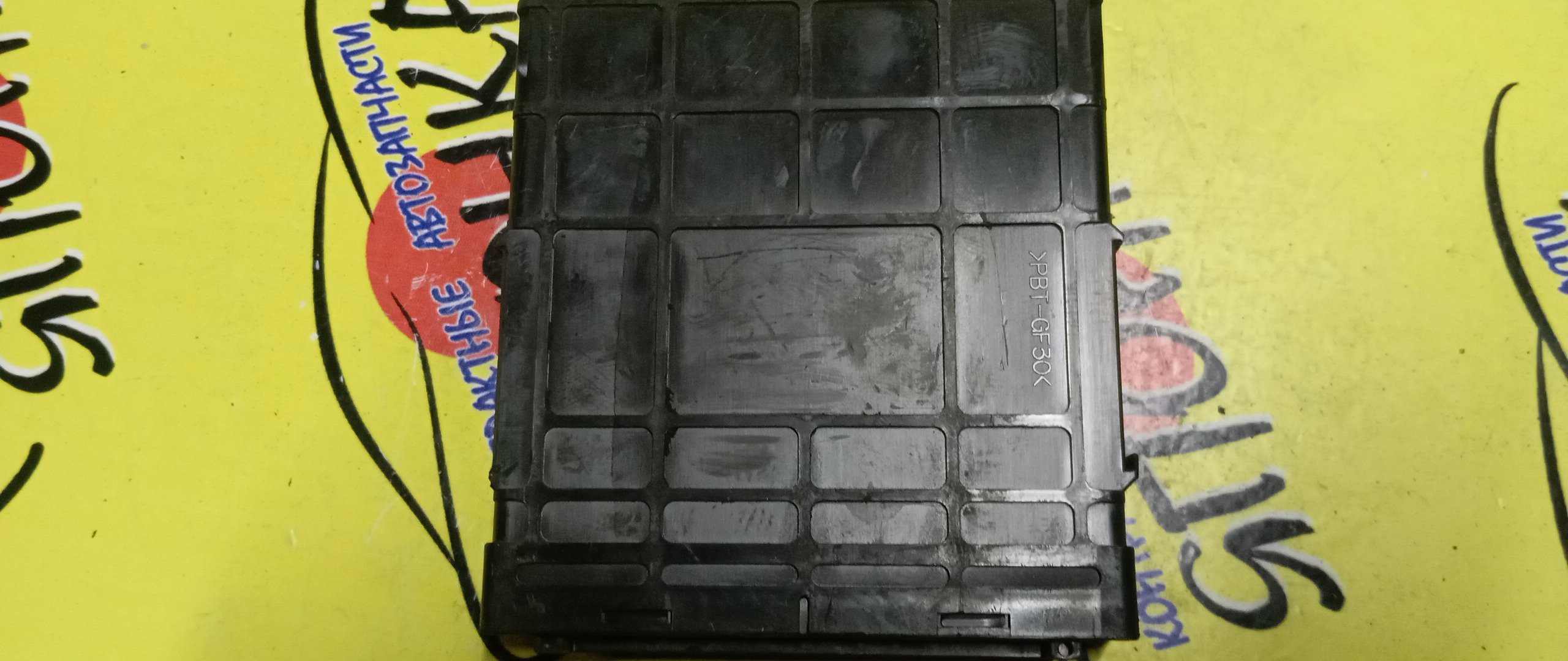 БЛОК EFI/MAZ/PREMACY/FP/CP8W/FPH618881A