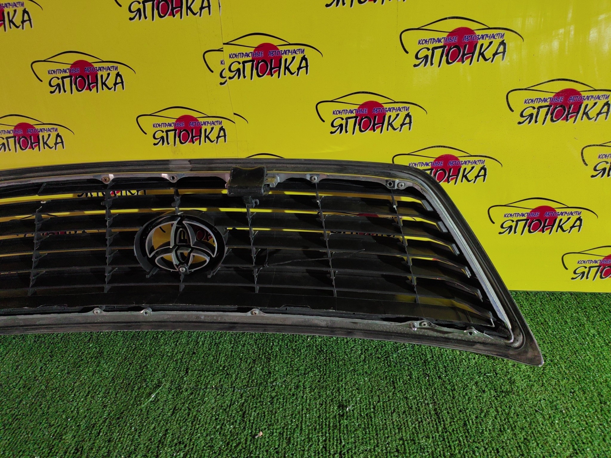 РЕШЕТКА РАДИАТОРА/TOY/CELSIOR/UCF30/UCF31/1 МОДЕЛЬ