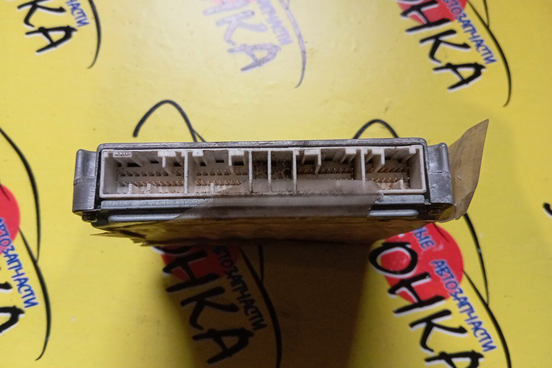 БЛОК EFI/TOY/MARK II/CRESTA/CHASER/GX100/1GFE/8966122860