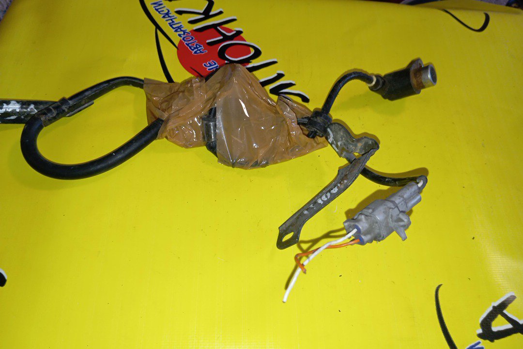 ДАТЧИК ABS/TOY/DAIHATSU/DUET/SIRION/M100A/M101A/M110A/M111A/F/L