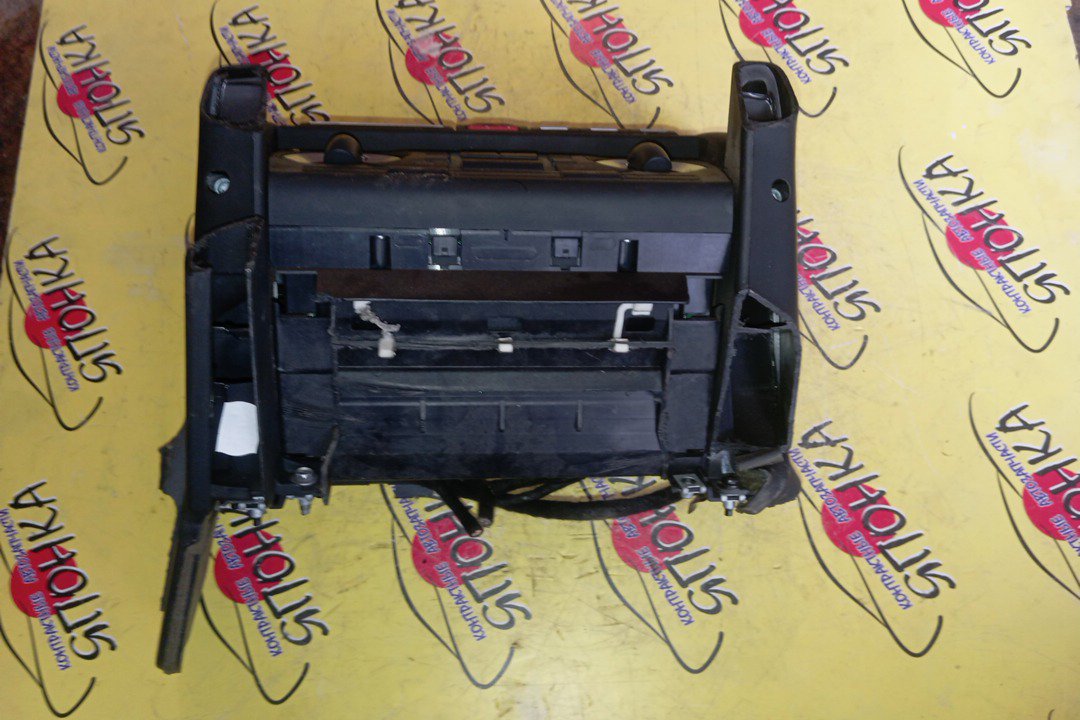 БЛОК КЛИМАТ-КОНТРОЛЯ/AUDI/A3/8P