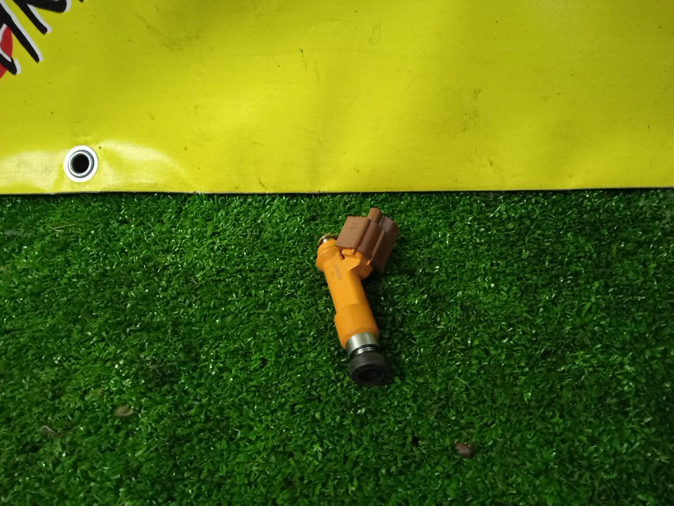 ФОРСУНКА/TOY/PASSO/VITZ/BELTA/KGC10/KSP90/KSP92/1KR/2325040020