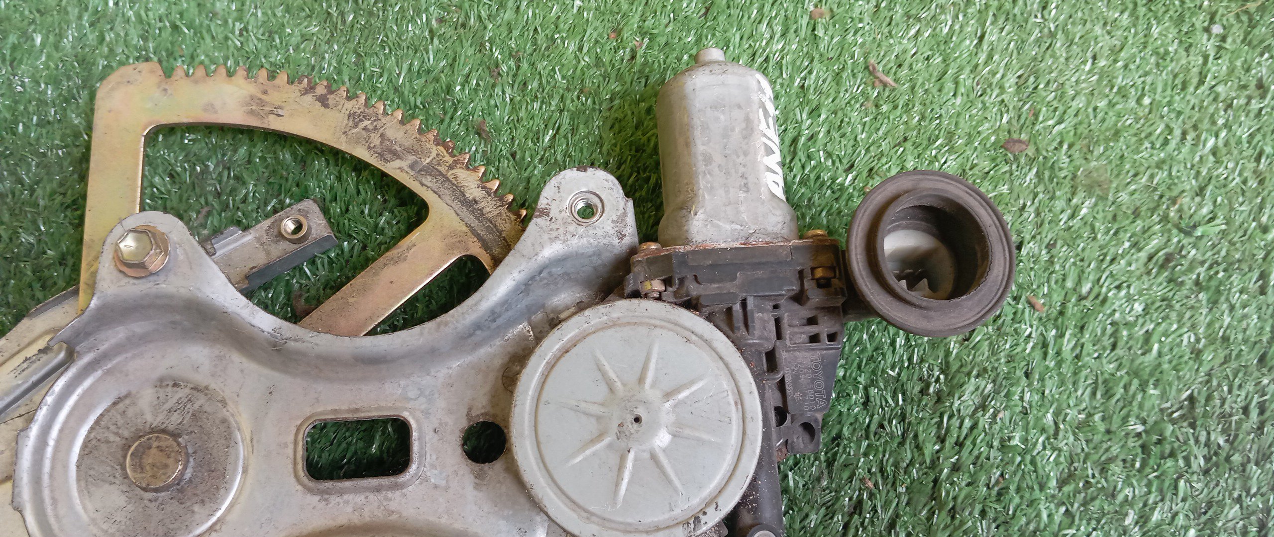 СТЕКЛОПОДЪЕМНИК/TOY/WISH/ANE10G/ANE11/ZNE10G/ZNE14G/B/L