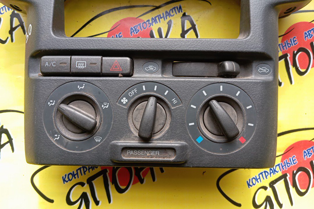 БЛОК КЛИМАТ-КОНТРОЛЯ/TOY/BB/NCP30/NCP31/NCP35