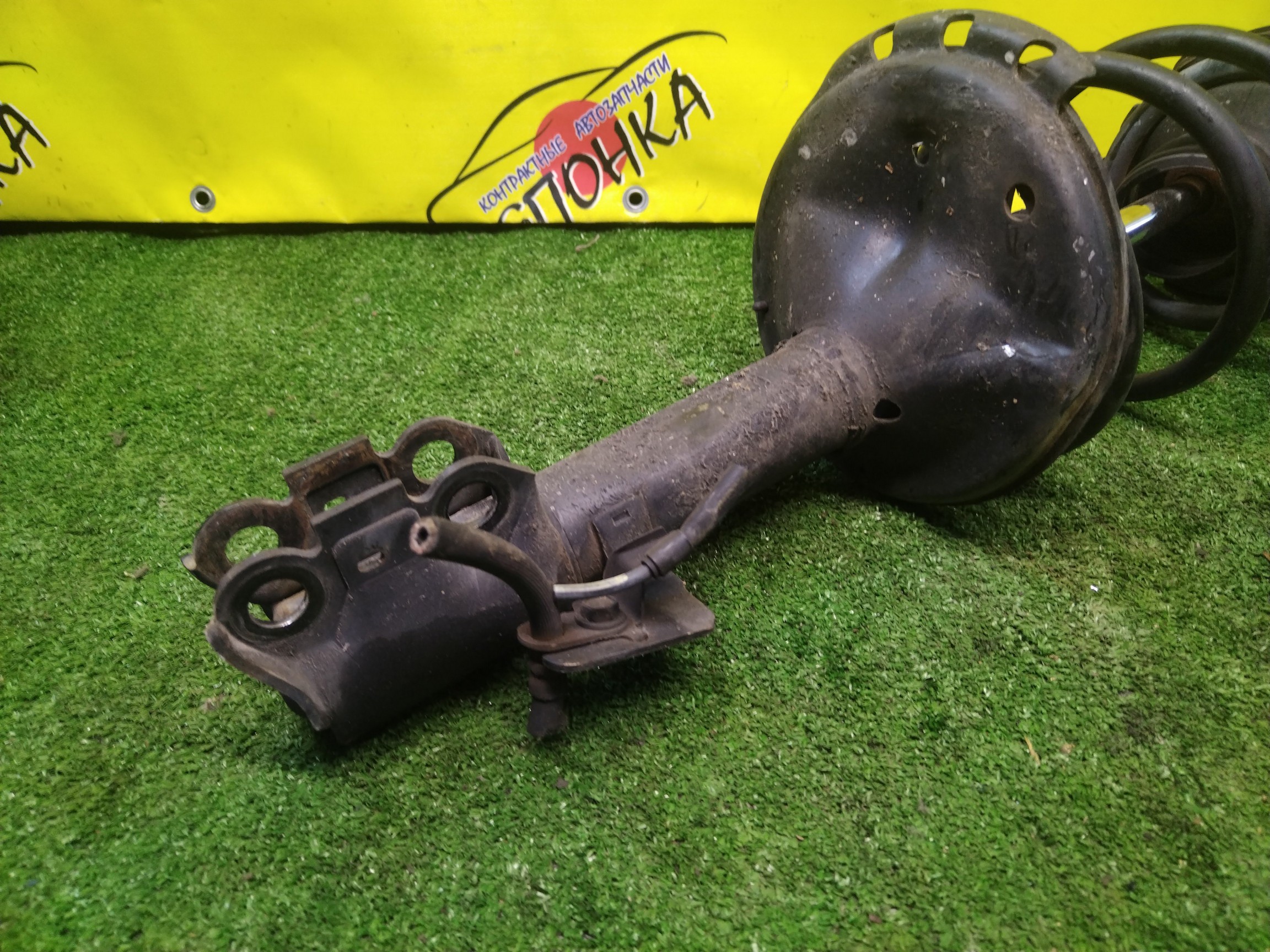 СТОЙКА/TOY/ALPHARD/ATH10W/ANH10W/ANH15W/MNH10W/MNH15W/F/R