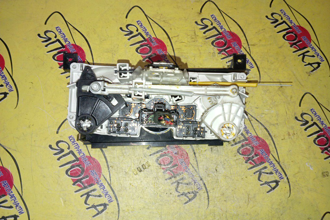 БЛОК КЛИМАТ-КОНТРОЛЯ/NIS/CUBE/Z11/МЕХАНИЧ.