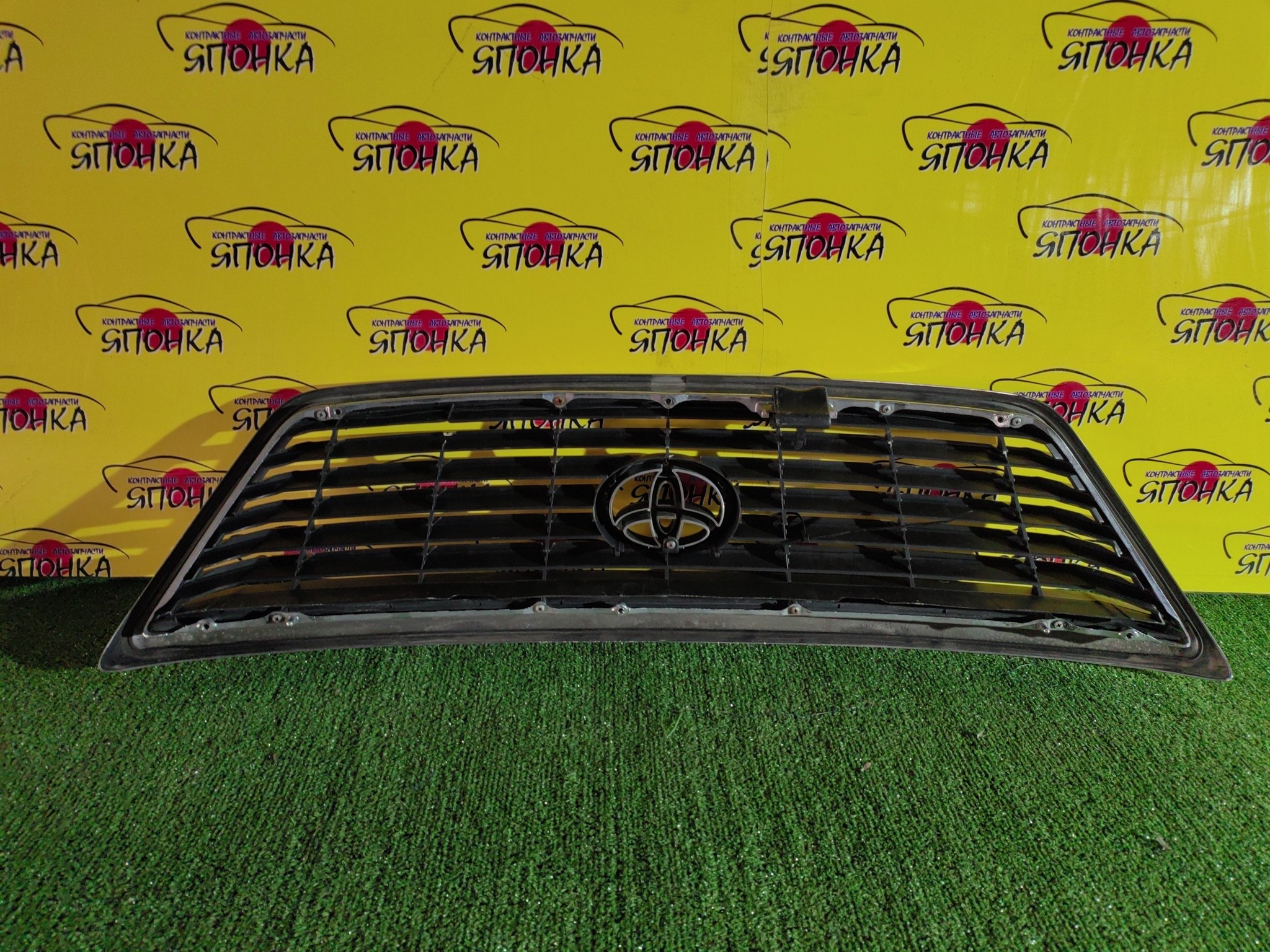 РЕШЕТКА РАДИАТОРА/TOY/CELSIOR/UCF30/UCF31/1 МОДЕЛЬ