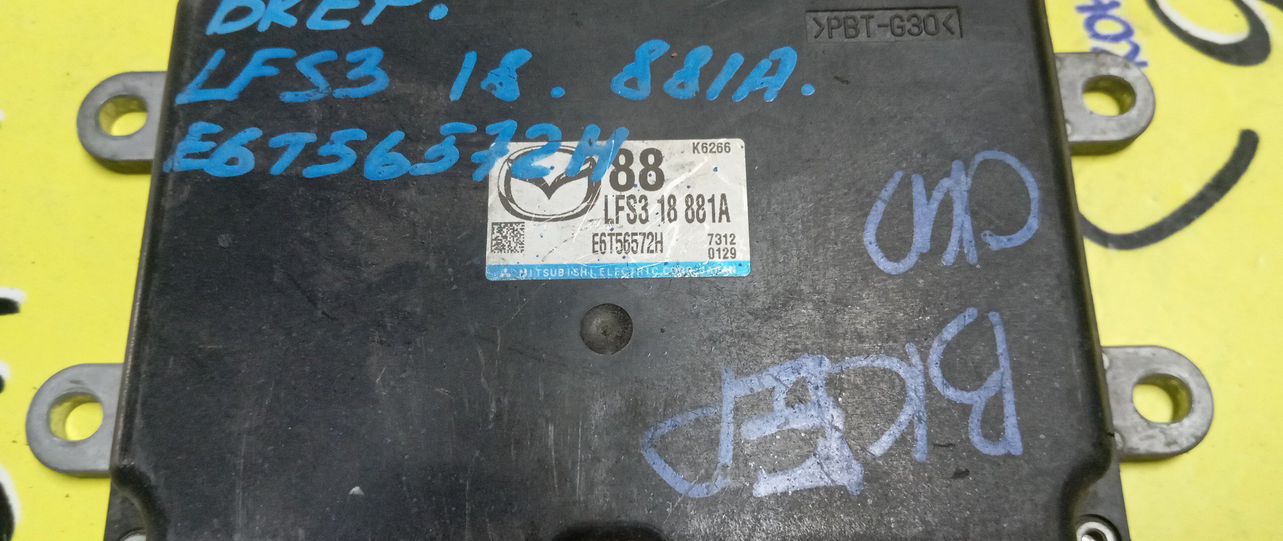 БЛОК EFI/MAZ/AXELA/BKEP/LFDE/E6T56572H/LFS318881A