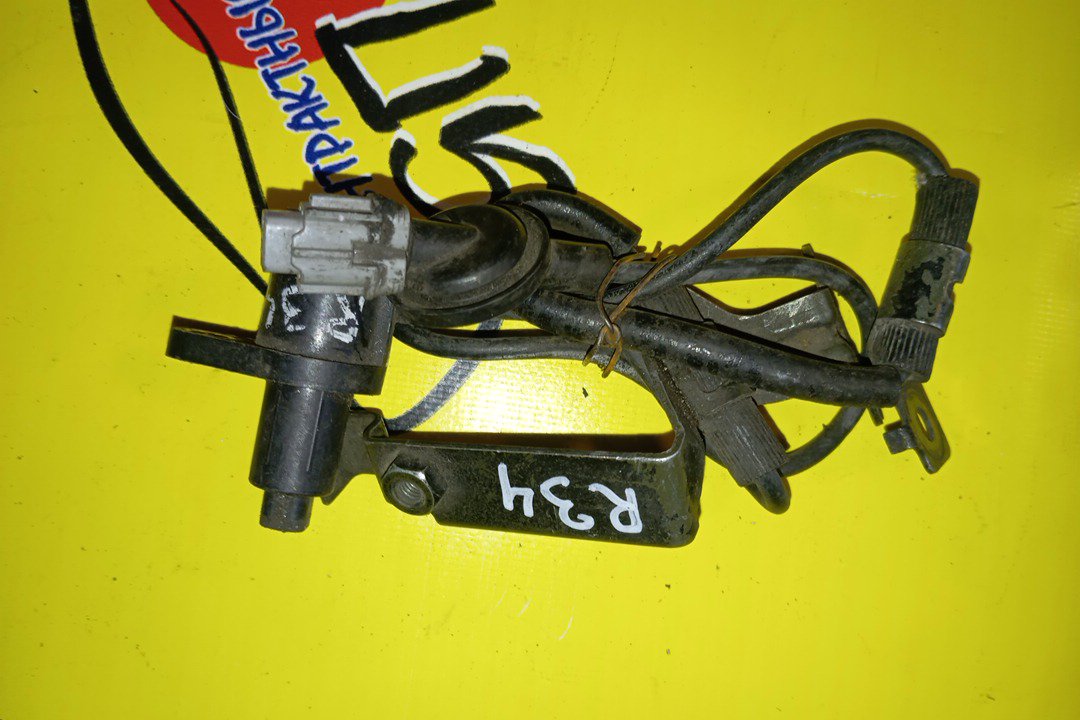 ДАТЧИК ABS/NIS/SKYLINE/HR34/R34/F/R