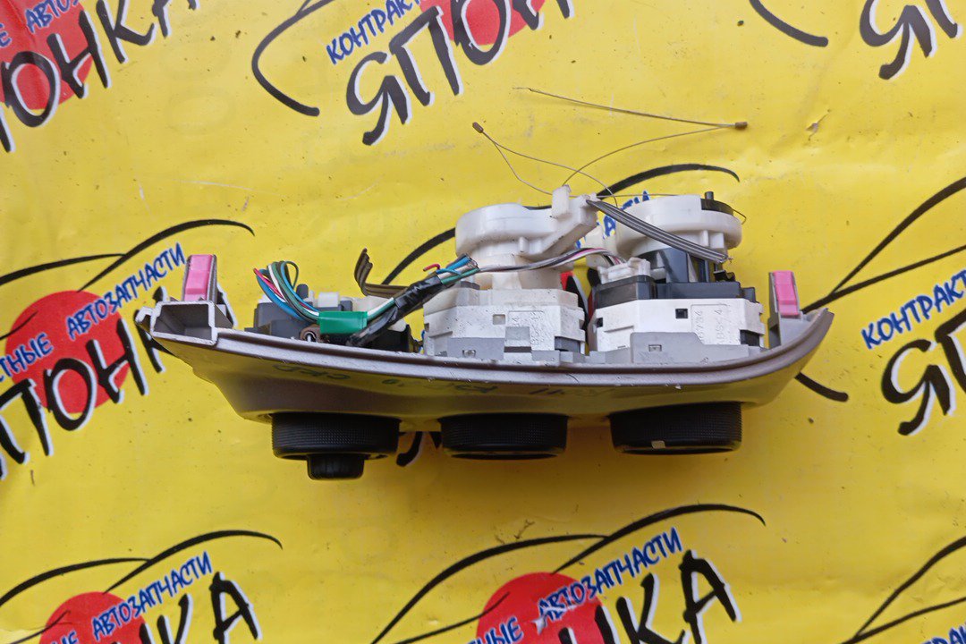 БЛОК КЛИМАТ-КОНТРОЛЯ/TOY/VITZ/SCP90/NCP95/NCP91/KSP90/МЕХАНИЧ.