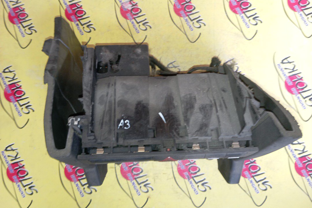 БЛОК КЛИМАТ-КОНТРОЛЯ/AUDI/A3/8P