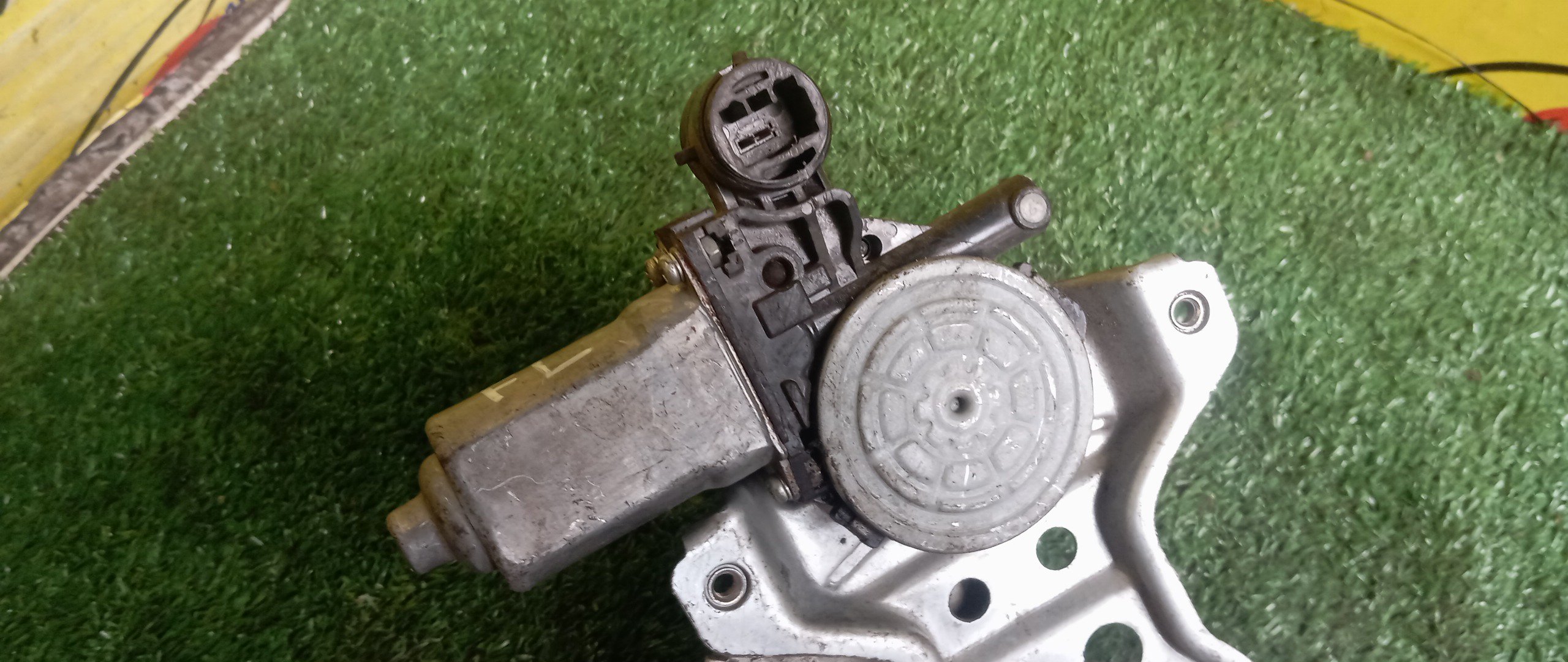 СТЕКЛОПОДЪЕМНИК/TOY/BB/NCP30/NCP31/NCP34/NCP35/F/L