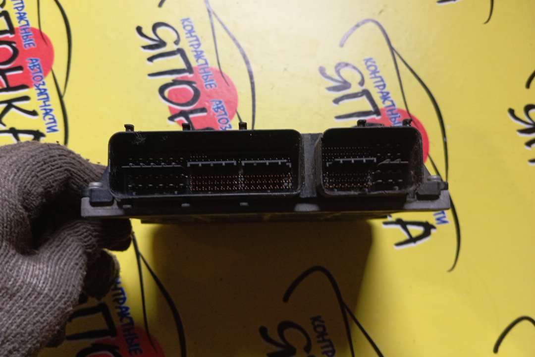 БЛОК EFI/TOY/RACTIS/SCP100/2SZ/8966152D20