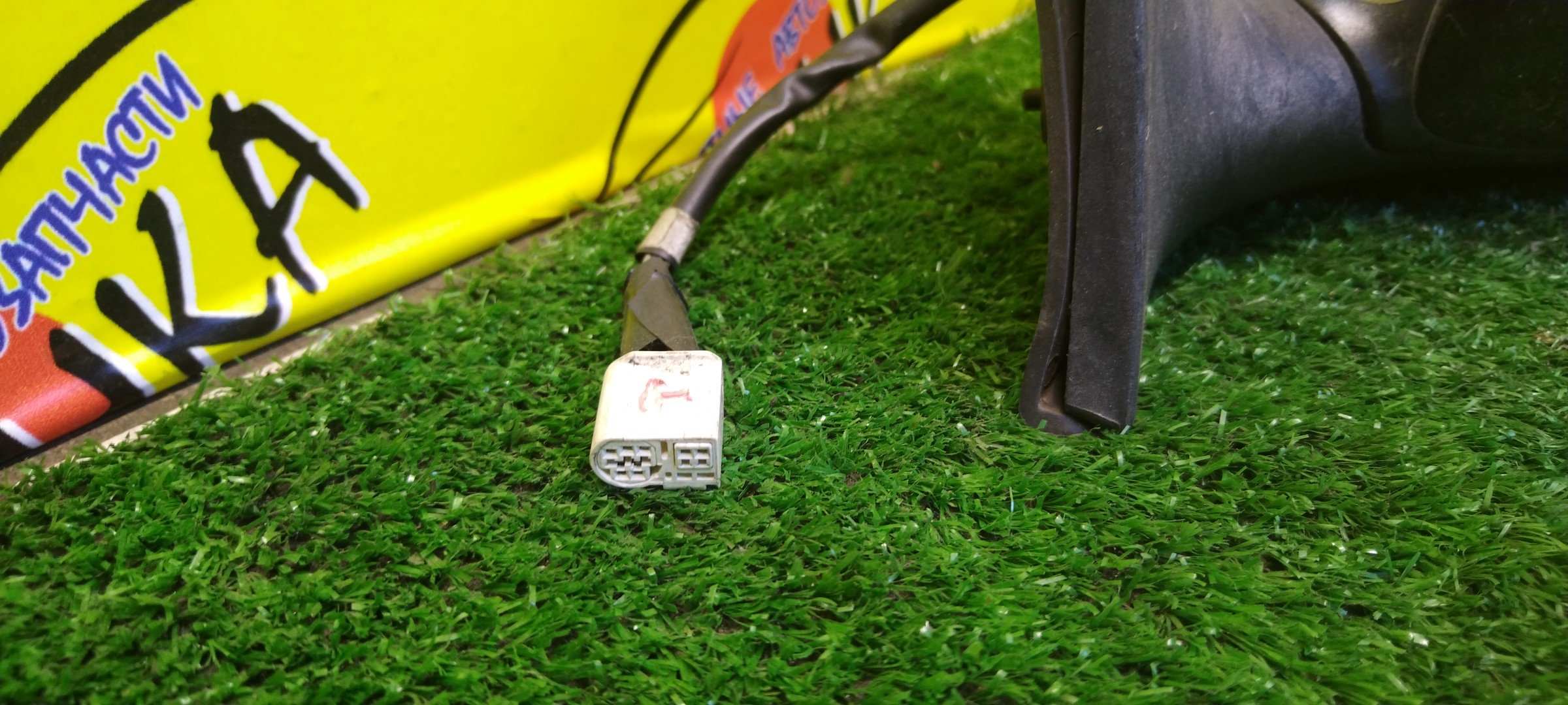 ЗЕРКАЛО/TOY/AVENSIS/ADT250L/ADT251L/AZT250/AZT251/AZT255/ZZT250L/ZZT251L/7 КОНТ./L