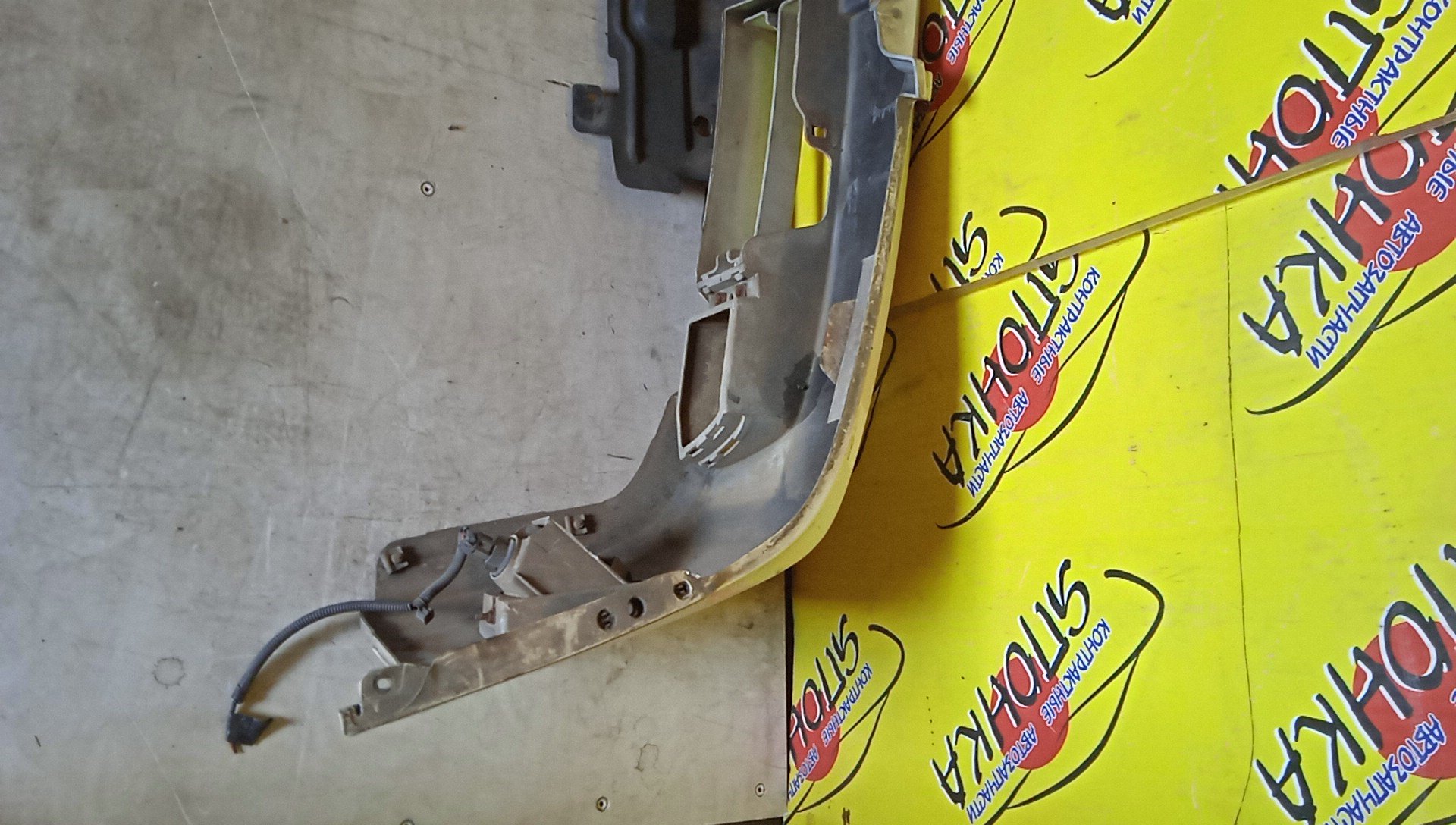 БАМПЕР/NIS/LAUREL/C35/F/2 МОДЕЛЬ/MEDALIST