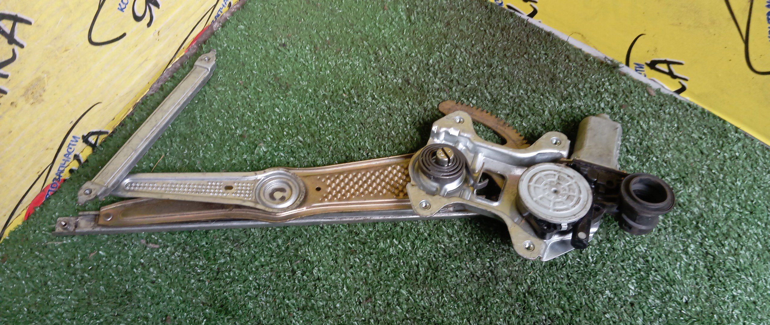 СТЕКЛОПОДЪЕМНИК/TOY/FUNCARGO/NCP20/NCP21/NCP25/F/L