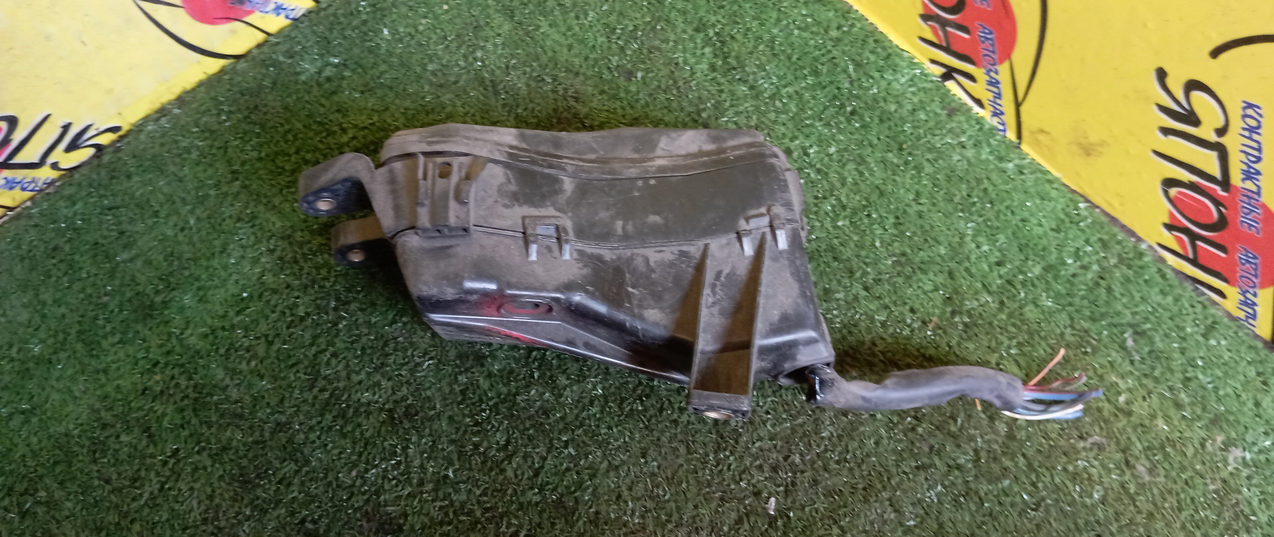 БЛОК ПРЕДОХРАНИТЕЛЕЙ ПОД КАПОТ/TOY/MARK II/MARK II BLIT/VEROSSA/GX110/GX110W/GX115/GX115W/JZX110/1G-FE/1JZ-FSE/1JZ-GE/1JZ-GTE/БОЛЬШОЙ