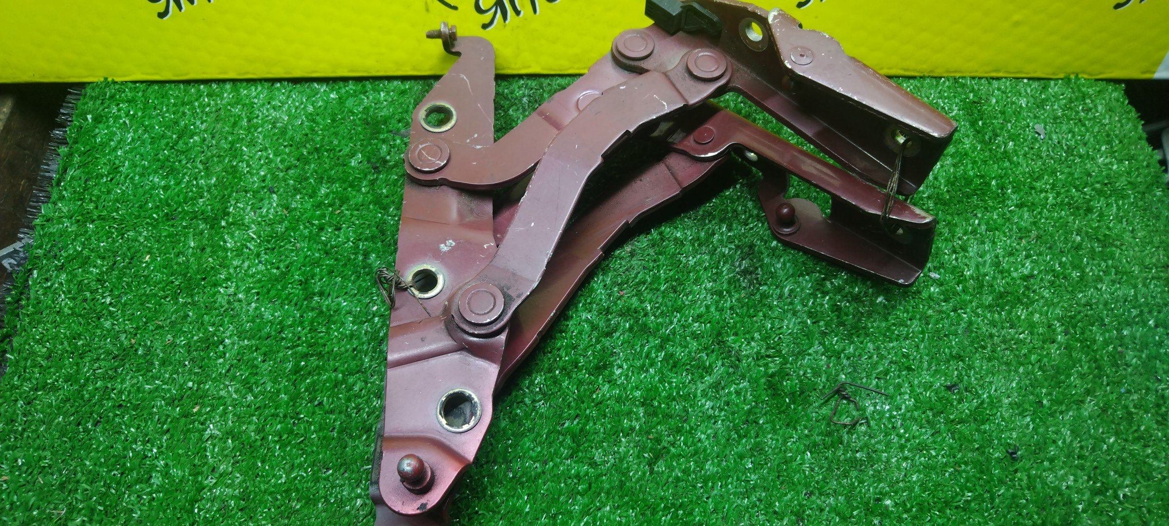 ПЕТЛЯ КРЫШКИ БАГАЖНИКА/NIS/PRIMERA/P12/HP12/RP12/TP12/WHP12/WRP12/WTP12/СЕДАН/КОМПЛЕКТ/84401AU000/84400AU000