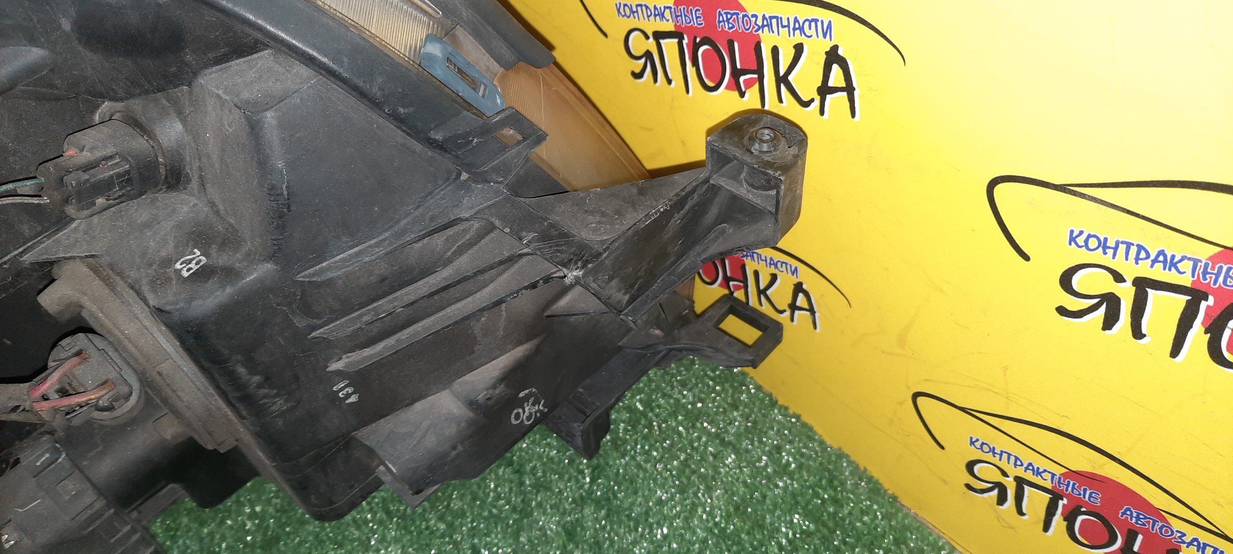 ФАРА/TOY/NOAH/VOXY/R60/28154/XENON/L