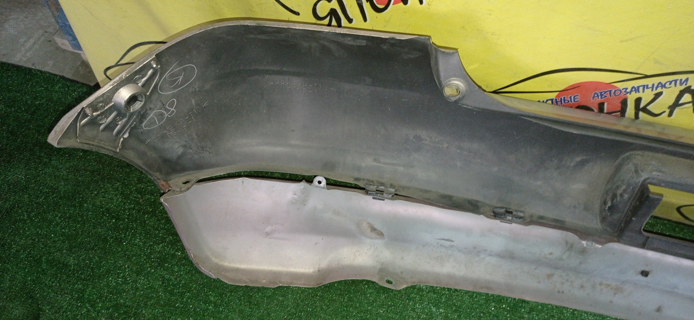 БАМПЕР/TOY/VITZ/YARIS/NCP10/NCP13/NCP15/SCP10/SCP13/ВЕРХ+НИЗ/УЦЕНКА/1 МОДЕЛЬ/B