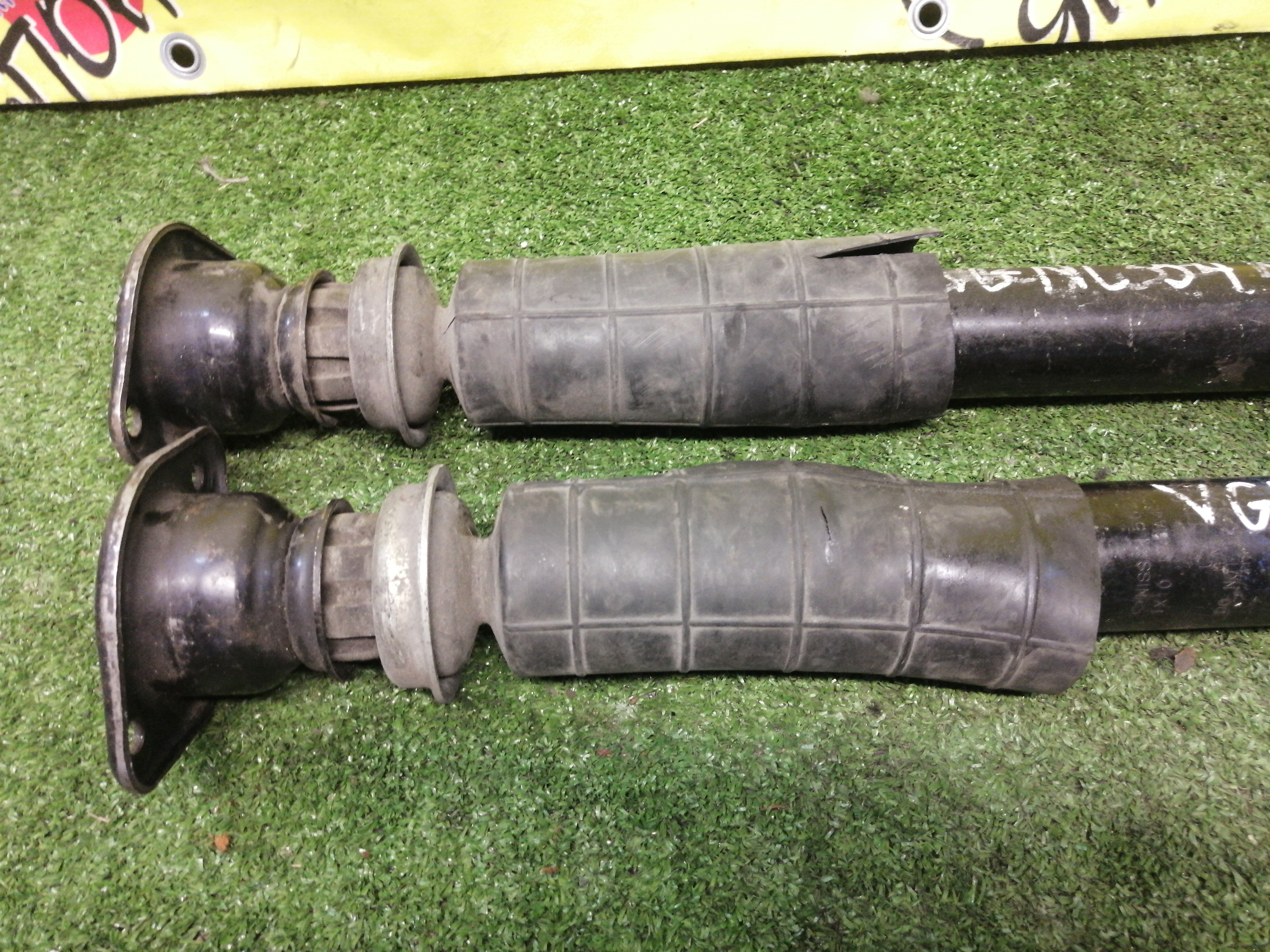 АМОРТИЗАТОР/NIS/STAGEA/NM35/PNM35/B/56210AQ305