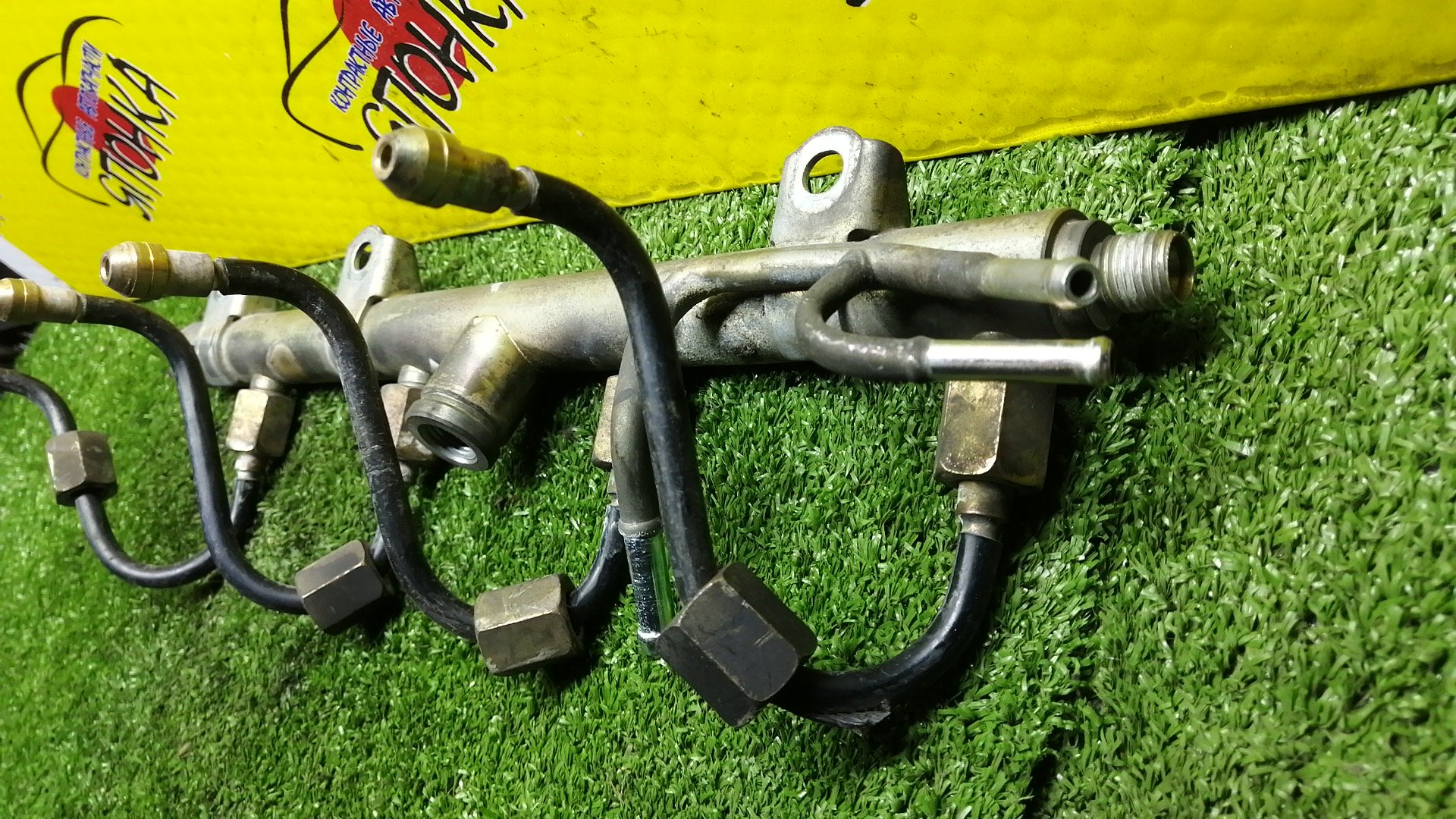 ТОПЛИВНАЯ РЕЙКА/TOY/3S-FSE/CORONA/CORONA PREMIO/ST210/2381474120