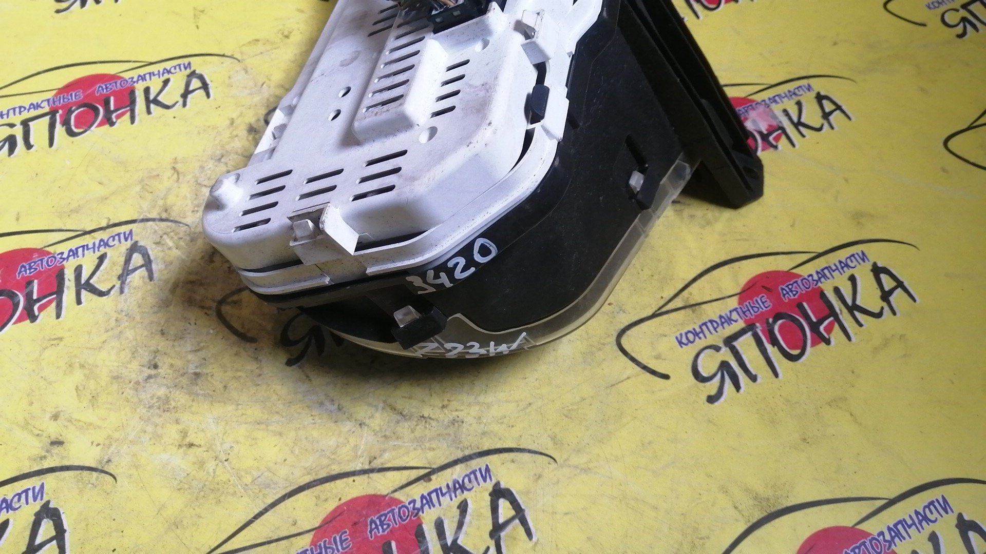 ЩИТОК ПРИБОРОВ/MMC/COLT/COLT PLUS/Z21A/Z21W/Z22A/Z22W/Z23A/Z23W/Z24A/Z24W/Z25A/Z26A/Z27A/Z27AG/Z27W/Z28A 