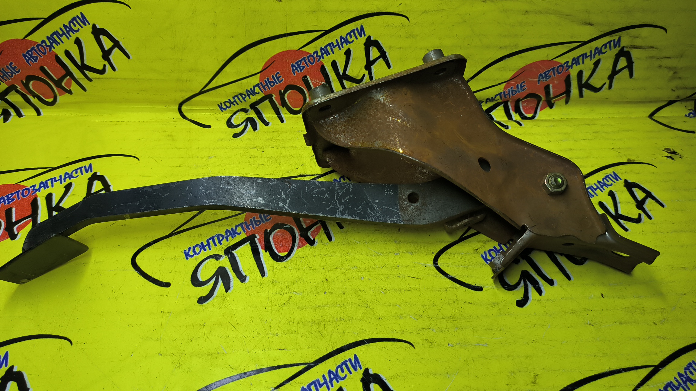 ПЕДАЛЬ ГАЗА/TOY/COROLLA/SPRINTER/AE100/AE104/EE102/7812012160