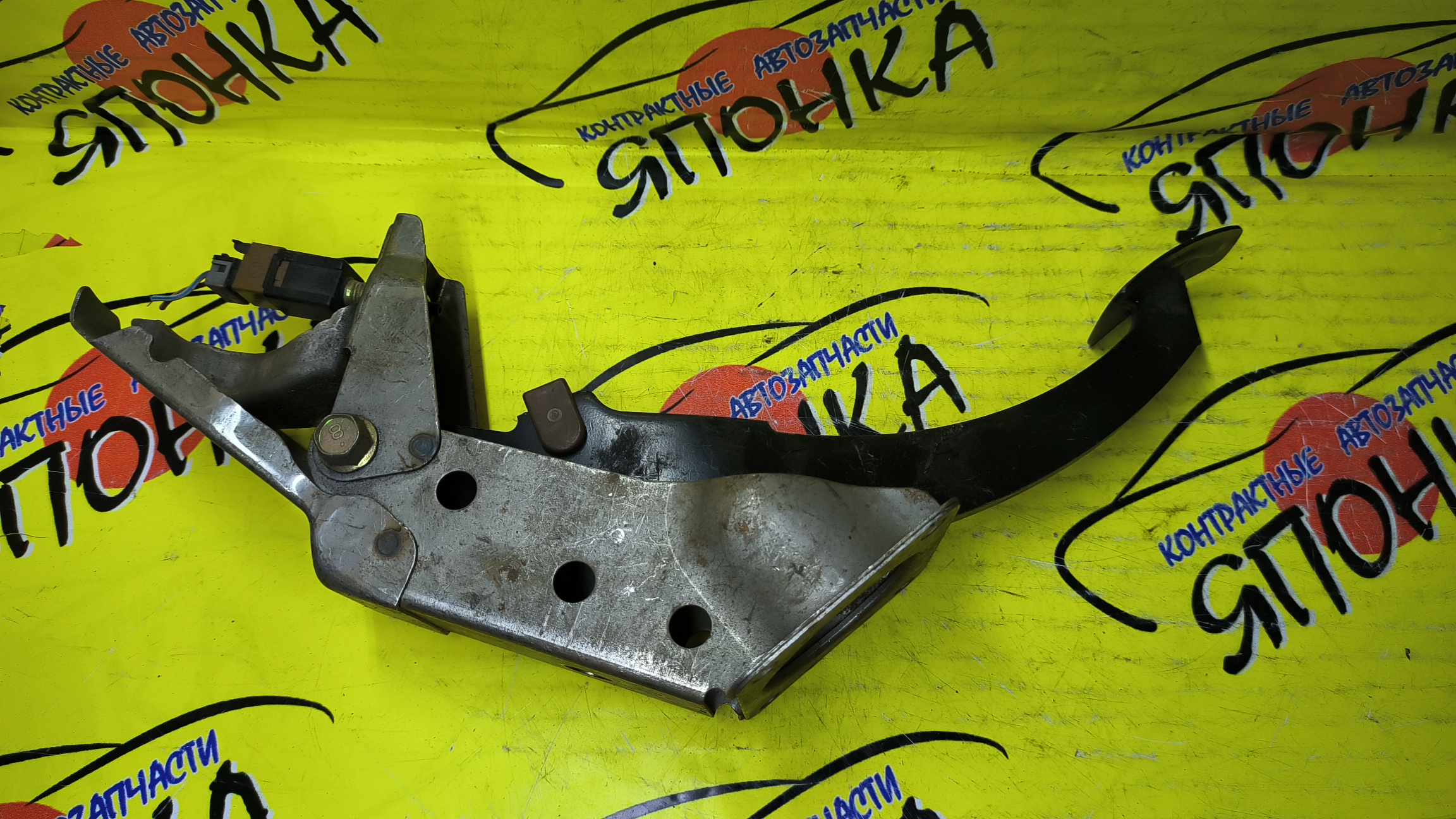 ПЕДАЛЬ СЦЕПЛЕНИЯ/SUB/LEGACY/IMPREZA/FORESTER/GH8/GH/BP5/BL5/SH5/36015AG100