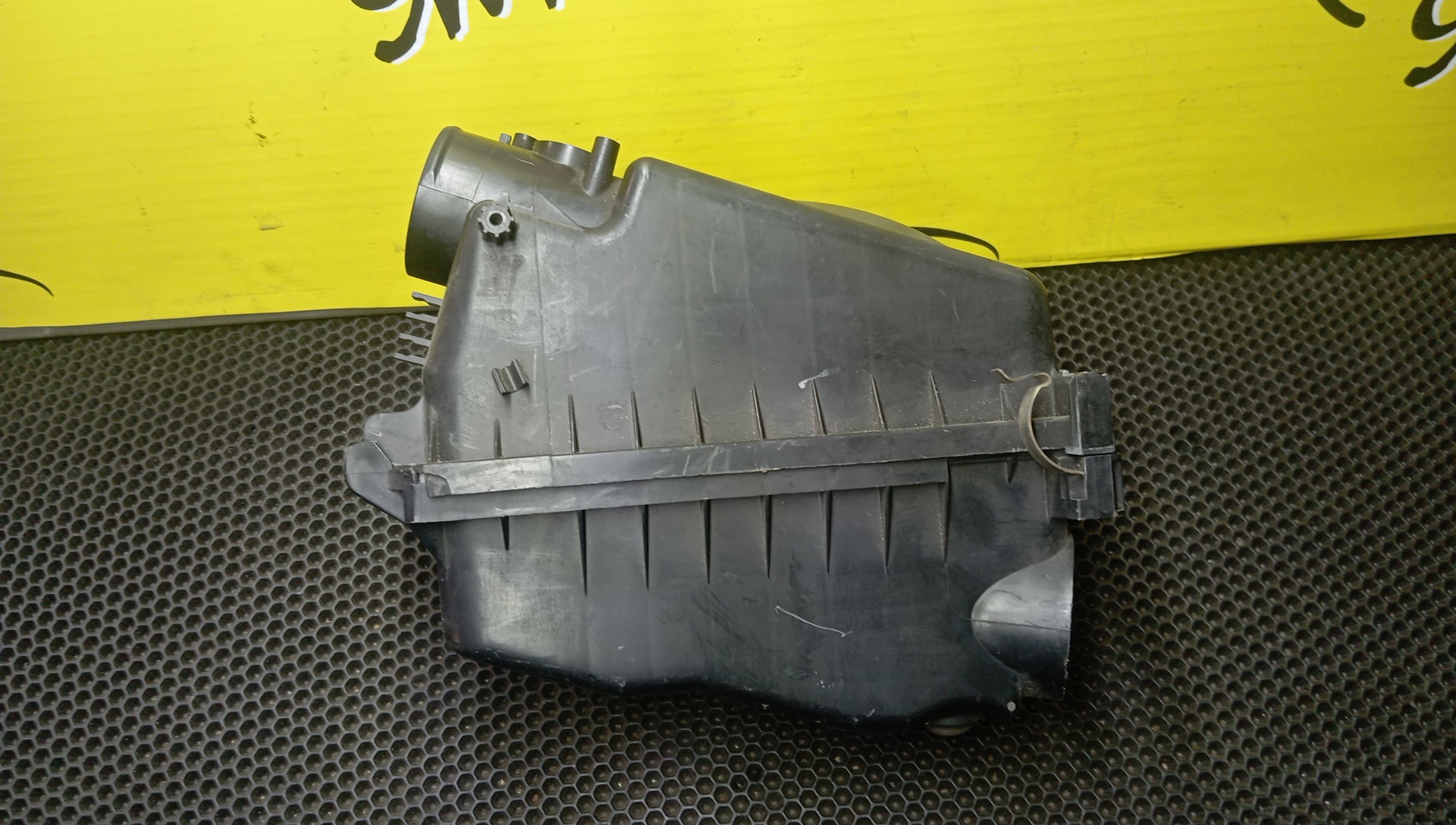 КОРПУС ВОЗДУШНОГО ФИЛЬТРА/TOY/ALLEX/ALLION/CALDINA/COROLLA/FIELDER/RUNX/SPACIO/ISIS/OPA/PREMIO/WILL VS/WISH/ACT10/ANE10G/ANE11/ANM10G/ANM10W/ANM15G/ANM15W/AZT240/AZT241W/AZT246W/ZCT10/ZCT15/ZNE10G/ZNE14G/ZNM10G/ZZE122/ZZE122G/ZZE122N/ZZE124/ZZE124G/ZZE124N/ZZE127/ZZE129/ZZT240/ZZT241W/ZZT245/NZE121/ZNM10/NZT240/1ZZ-FE/1AZ-FSE(D4)/1NZ