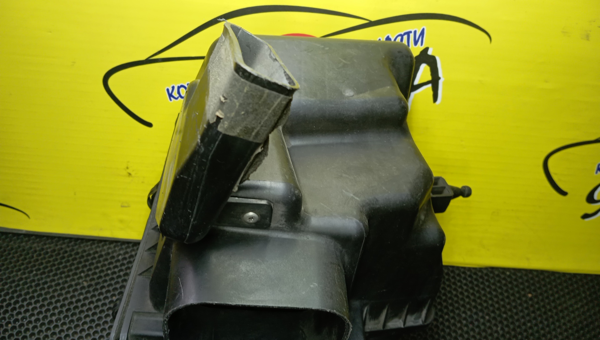 КОРПУС ВОЗДУШНОГО ФИЛЬТРА/NIS/FUGA/Y50/VQ35-DE