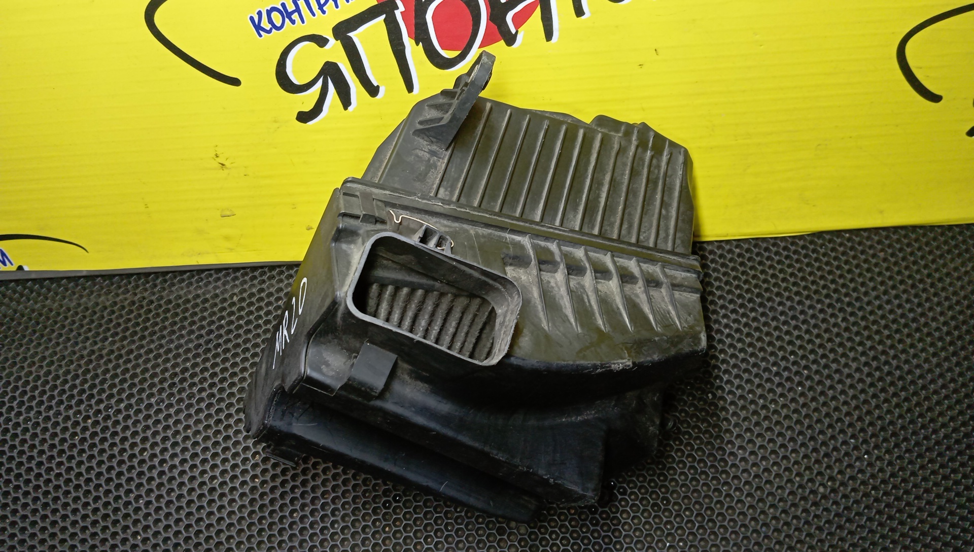 КОРПУС ВОЗДУШНОГО ФИЛЬТРА/NIS/LAFESTA/B30/NB30/MR20DE